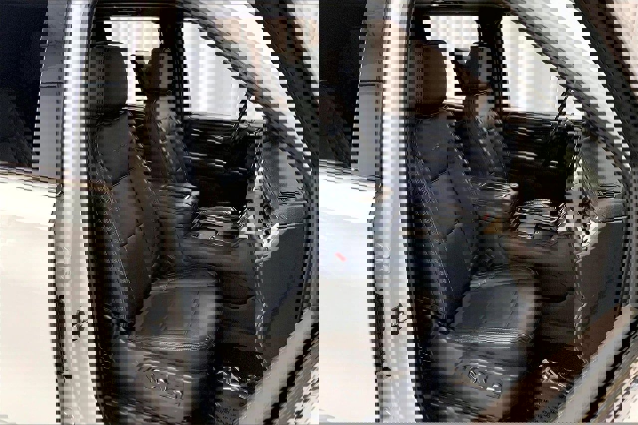 Used 2021 GMC Yukon Denali image 6