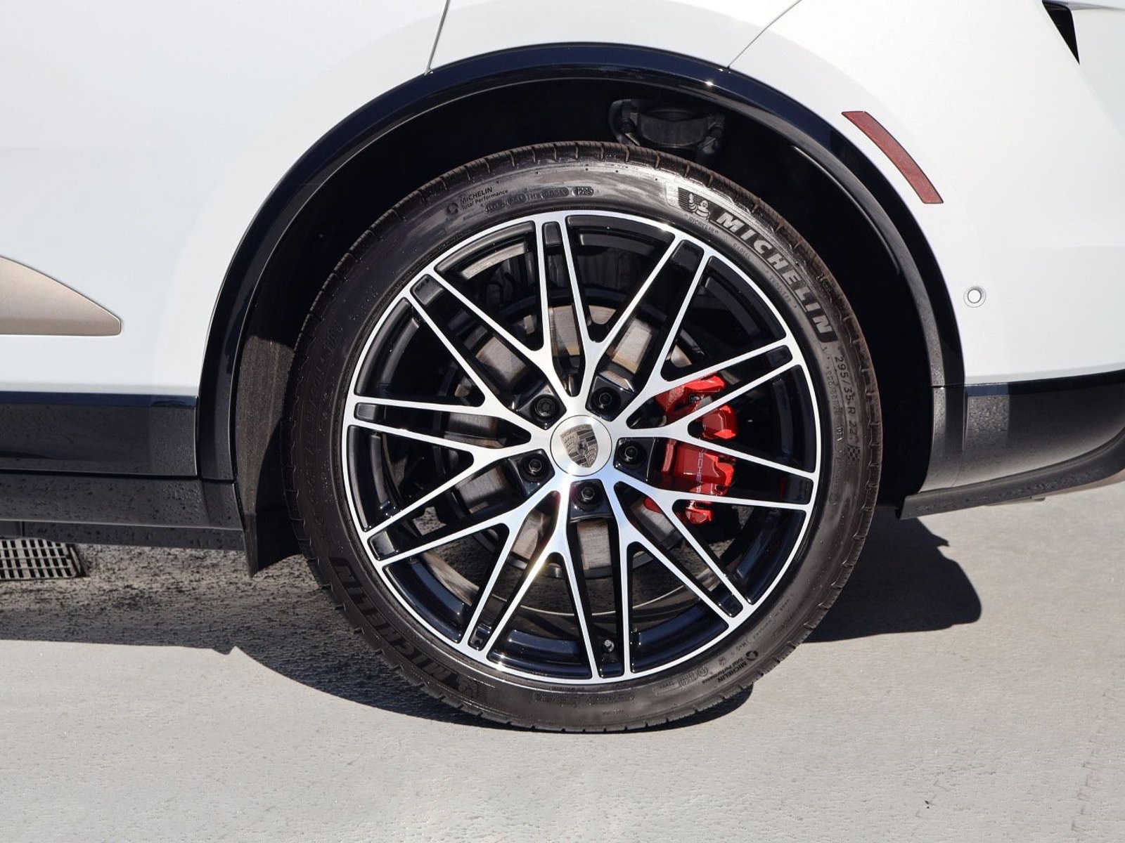 New 2026 Porsche Macan Turbo Electric AWD/4WD image 27