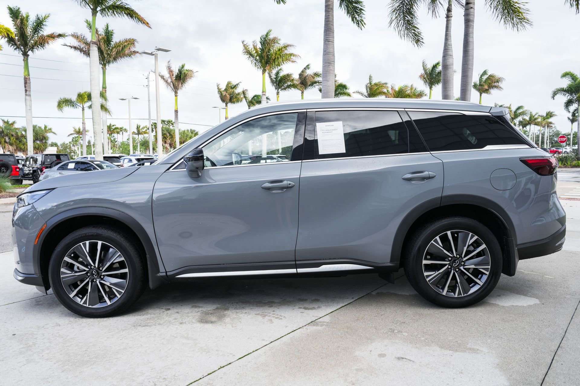 Certified 2026 INFINITI QX60 Luxe w/ Cargo Package image 21