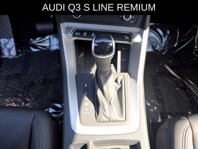 Used 2024 Audi Q3 2.0T Premium AWD/4WD image 26
