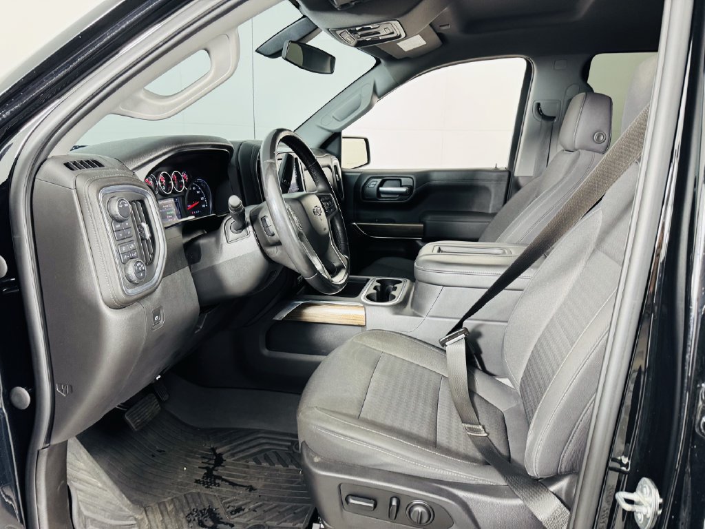 Used 2021 Chevrolet Silverado 1500 RST AWD/4WD image 5