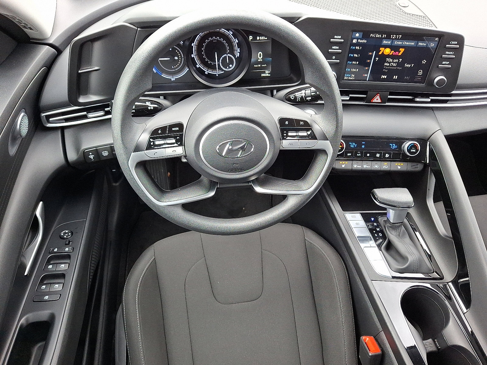 Used 2023 Hyundai Elantra Blue w/ Preferred Accessory Package image 11