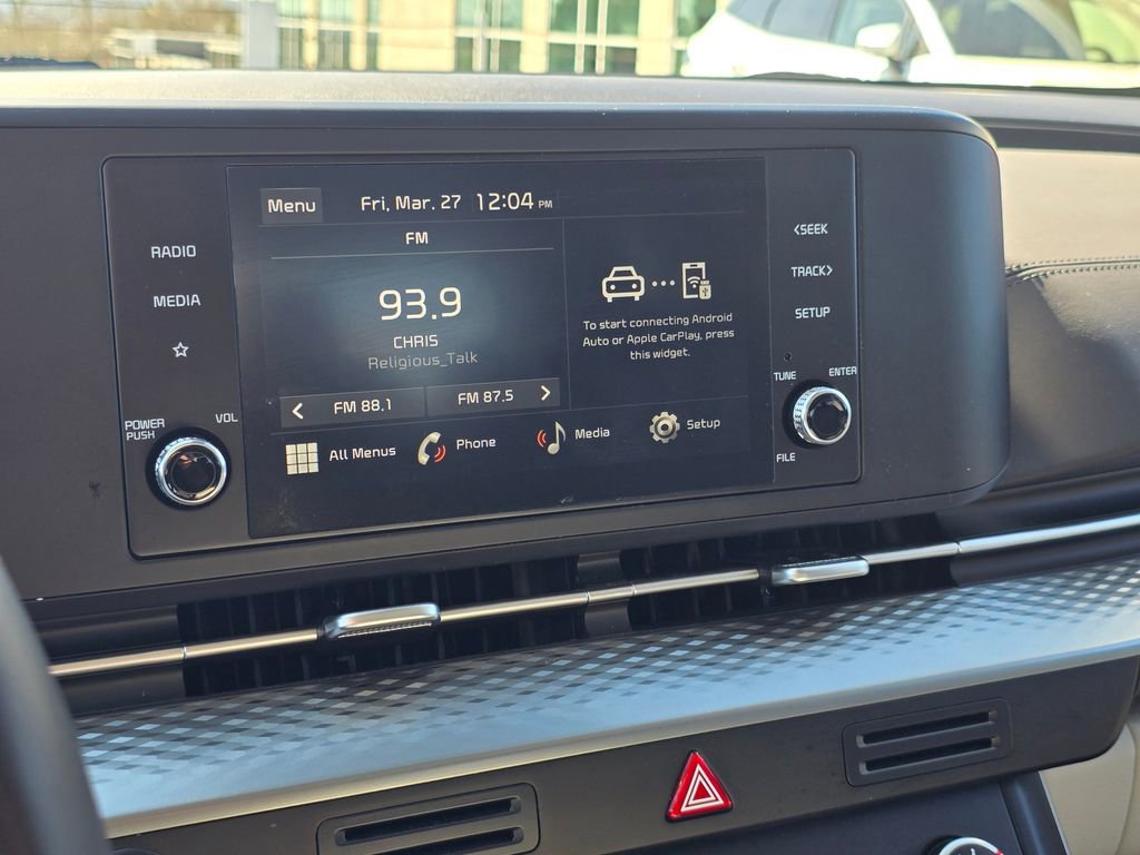 Used 2024 Kia Carnival LX FWD image 32