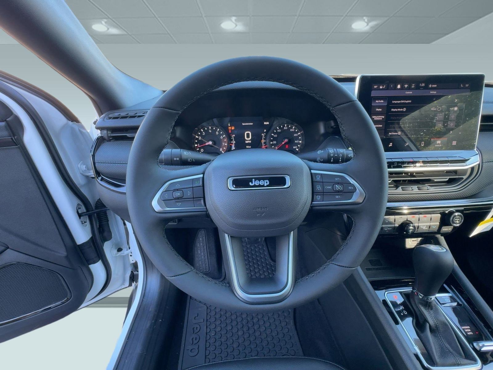 New 2026 Jeep Compass Latitude image 4