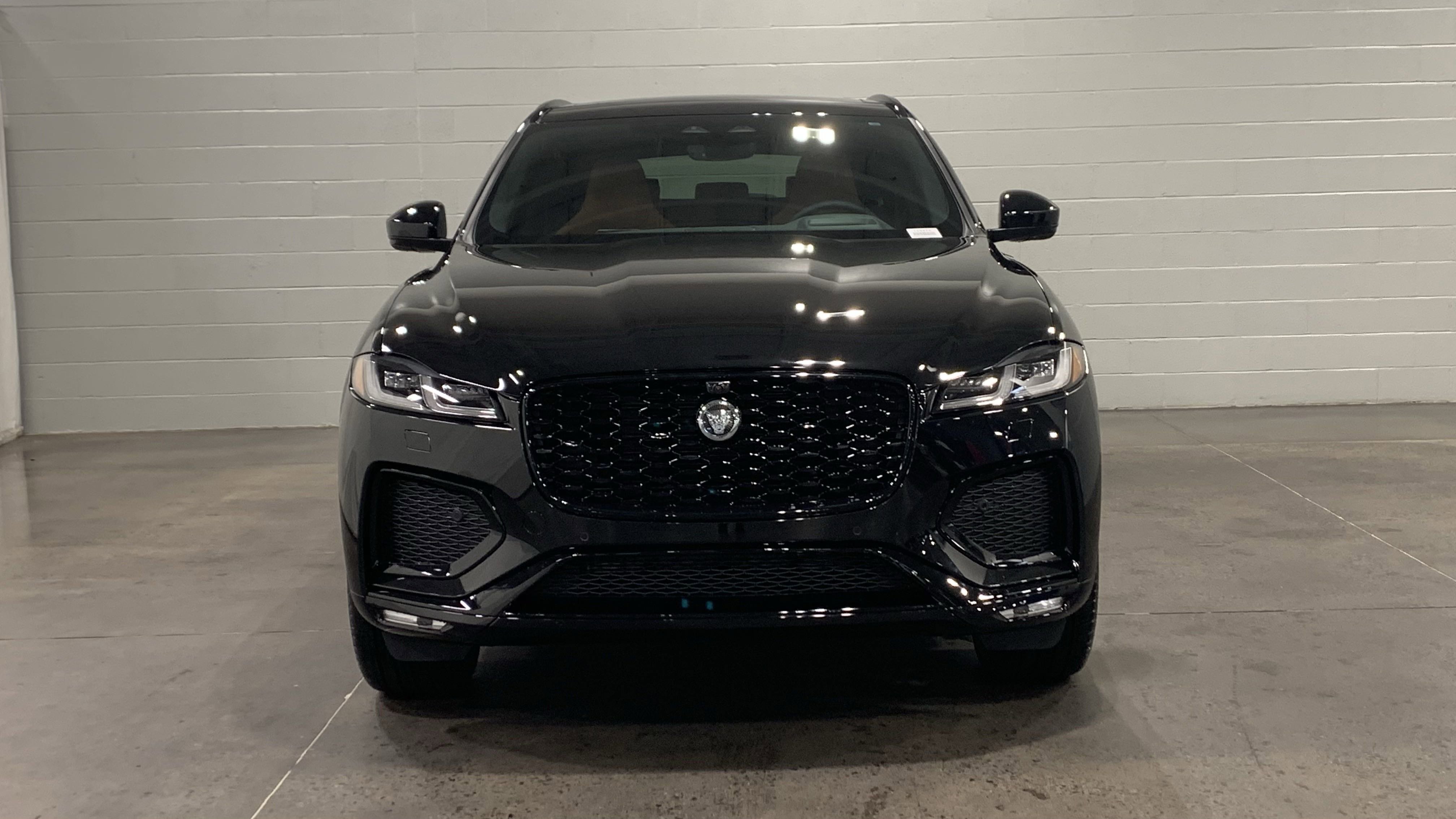 New 2026 Jaguar F-PACE R-Dynamic S image 9