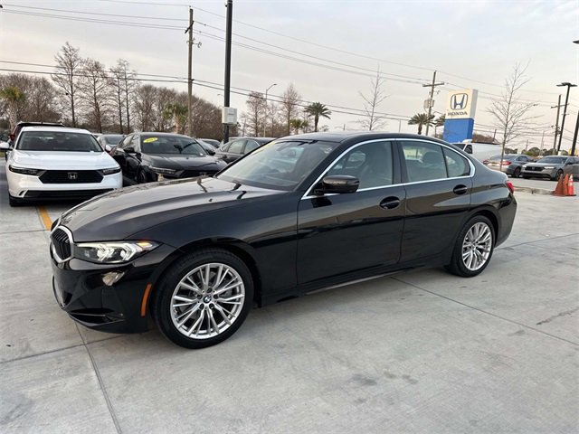 Used 2024 BMW 330i Sedan image 3