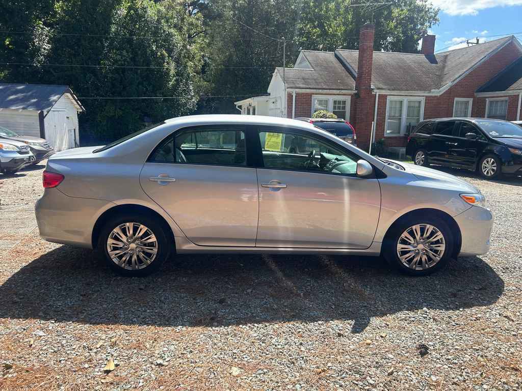 Used 2012 Toyota Corolla LE image 20