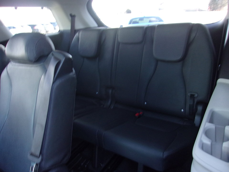 Used 2024 Kia Carnival SX Prestige image 16