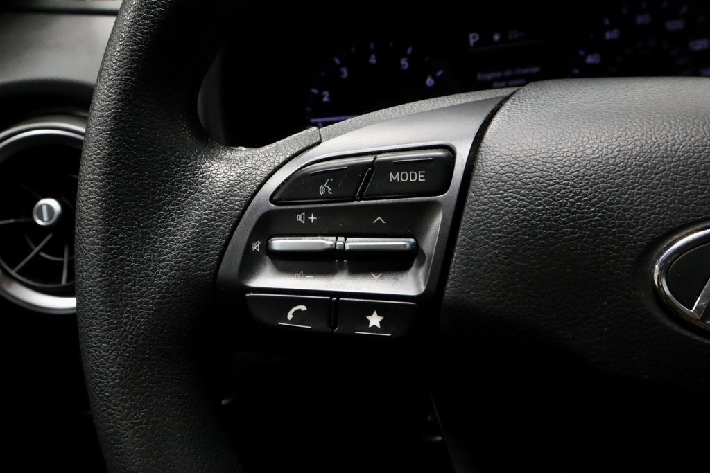 Used 2023 Hyundai Kona SE AWD/4WD image 26