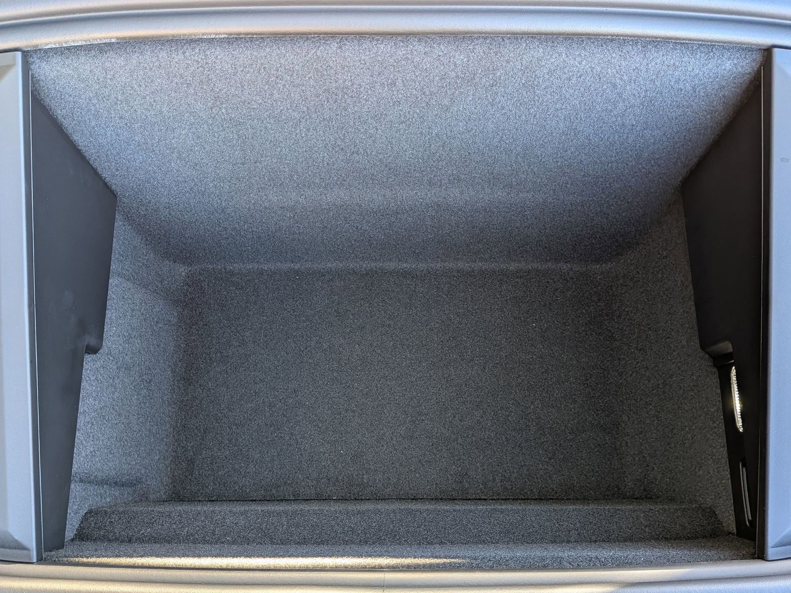 New 2026 Porsche Taycan GTS image 28