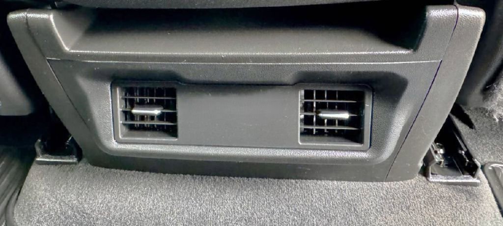 Used 2020 Chevrolet Silverado 1500 LT w/ Trailering Package image 16