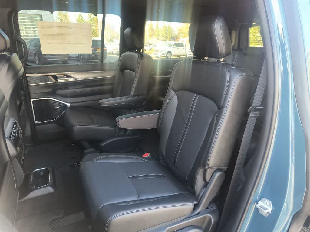 New 2026 Jeep Grand Wagoneer Limited AWD/4WD image 23