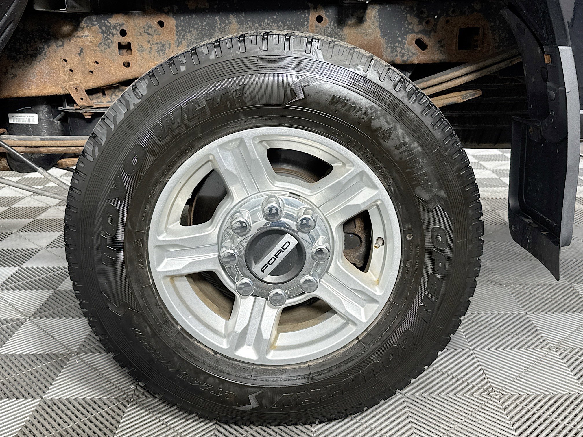 Used 2017 Ford F250 XLT w/ Snow Plow Prep Package image 30