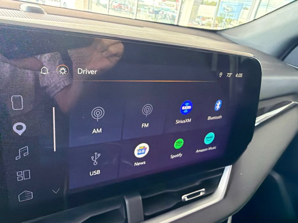 Used 2025 Chevrolet Equinox LT FWD image 28