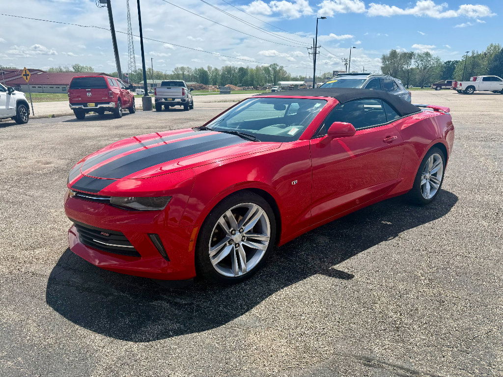Used 2017 Chevrolet Camaro LT w/ RS Package RWD image 8