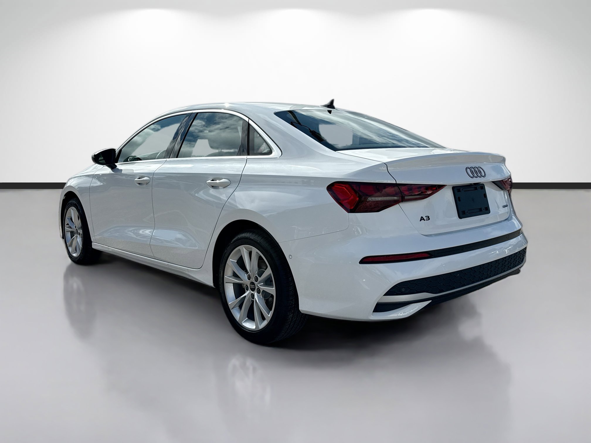 New 2026 Audi A3 2.0T Premium image 5