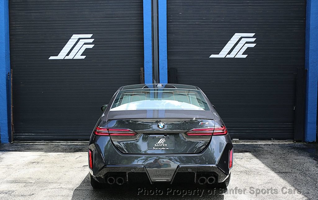 Used 2025 BMW M5 AWD/4WD image 7