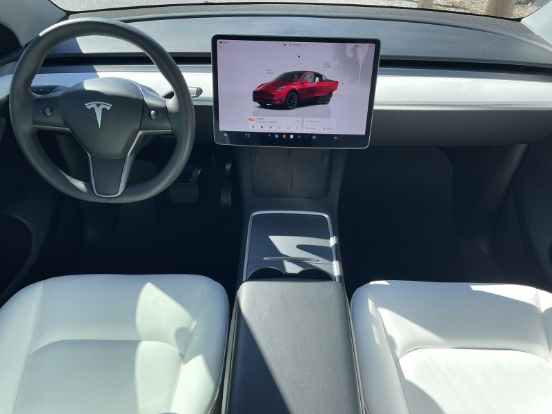 Used 2024 Tesla Model Y Long Range image 15