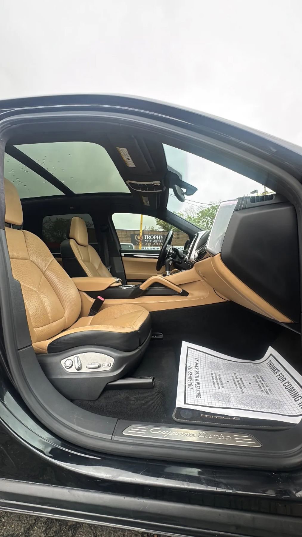 Used 2014 Porsche Cayenne Turbo S AWD/4WD image 29