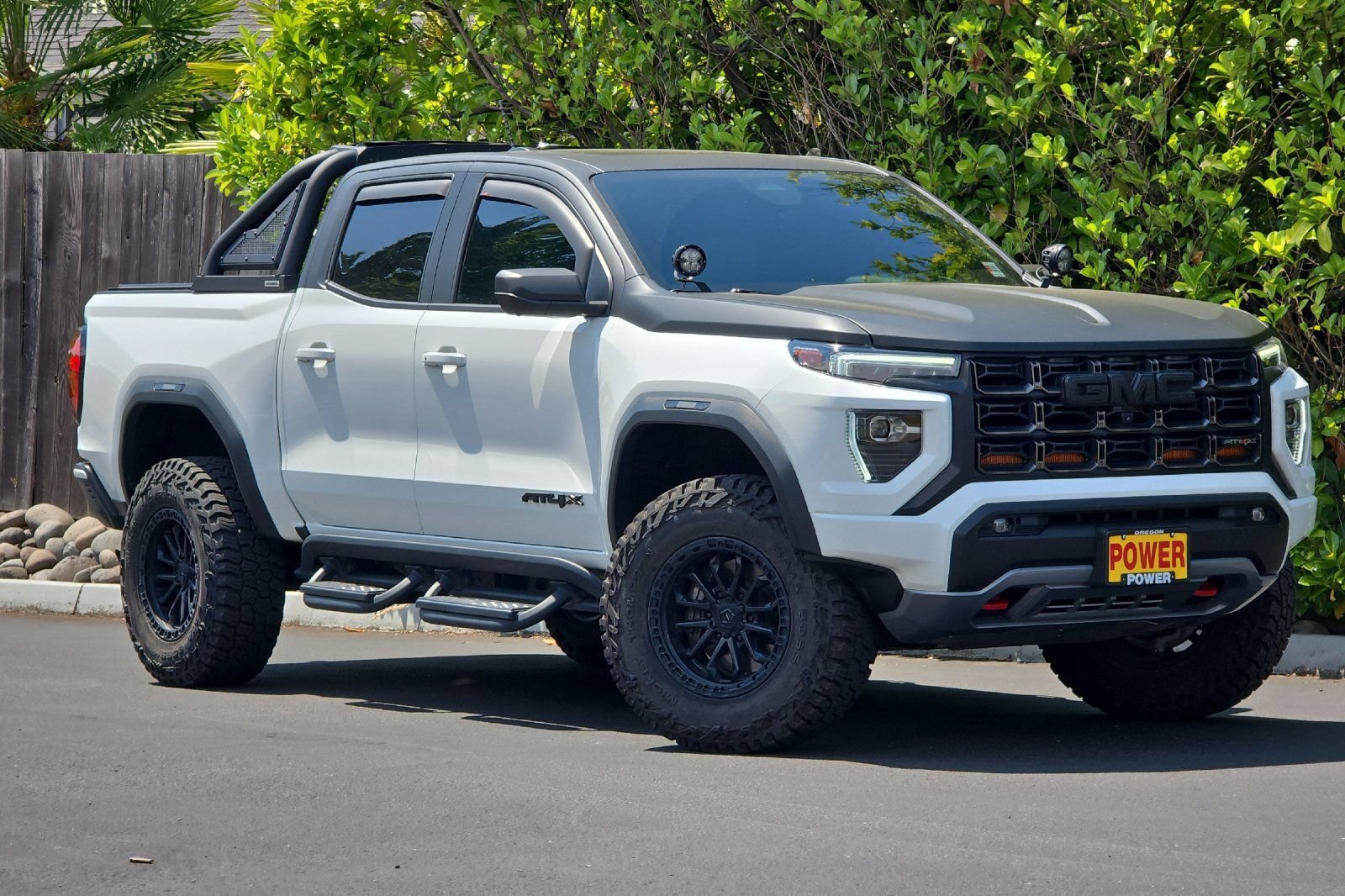 Used 2023 GMC Canyon AT4X AWD/4WD image 2