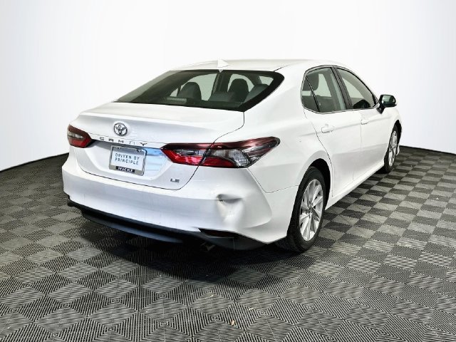 Certified 2022 Toyota Camry LE FWD image 8