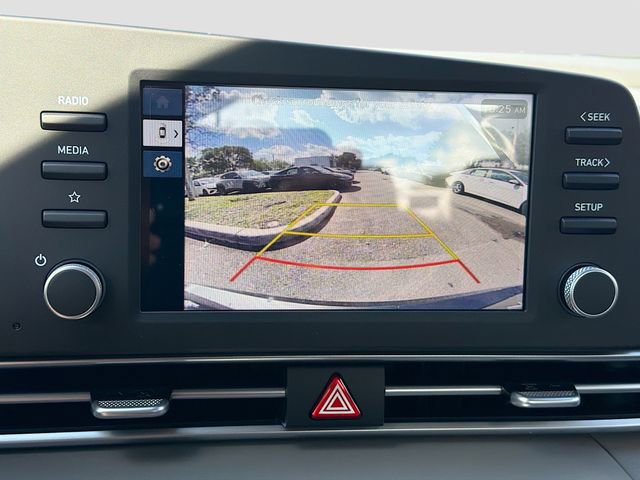 New 2026 Hyundai Elantra SE image 13