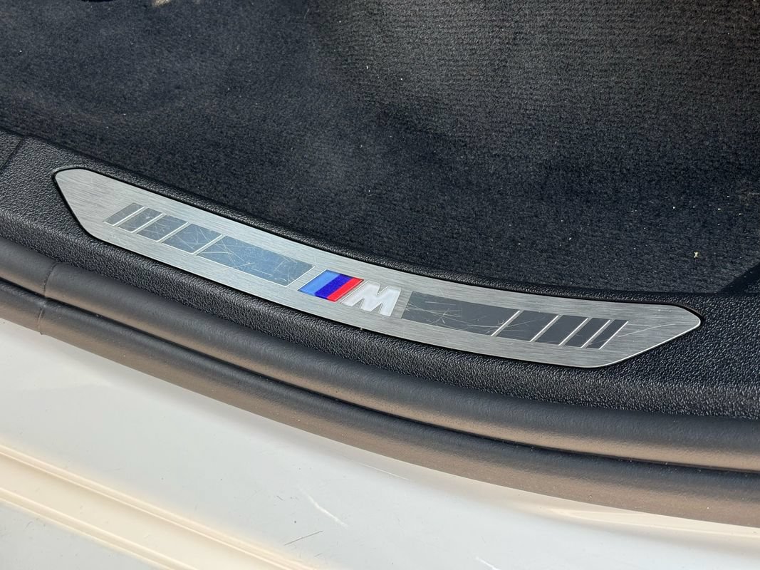 Used 2020 BMW X5 M50i AWD/4WD image 25