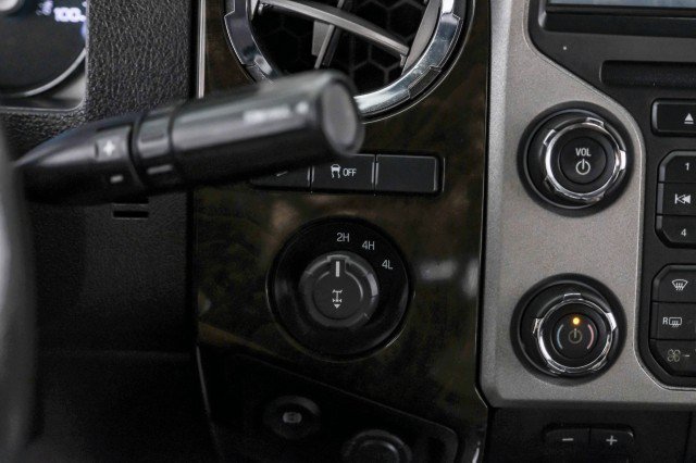 Used 2016 Ford F350 Platinum w/ Platinum Package AWD/4WD image 24