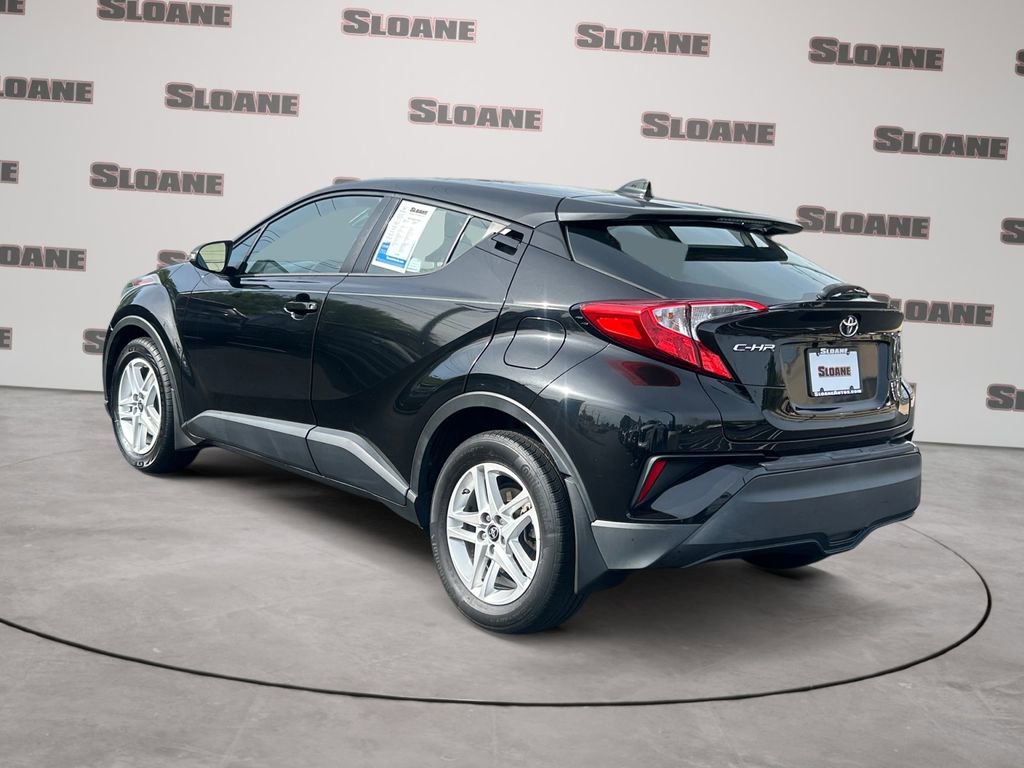 Used 2020 Toyota C-HR LE FWD image 3