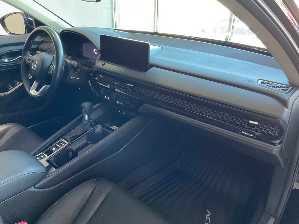 Used 2024 Honda Accord Touring image 21