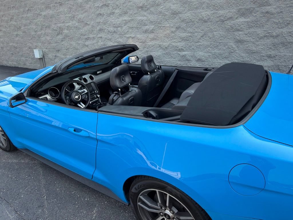 Used 2017 Ford Mustang Premium RWD image 9