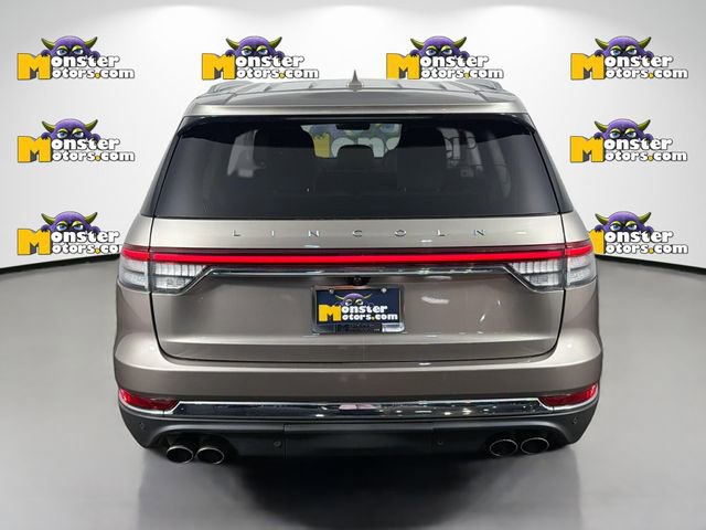 Used 2020 Lincoln Aviator Reserve w/ Equipment Group 201A image 6