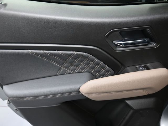 Used 2024 GMC Canyon Denali image 19