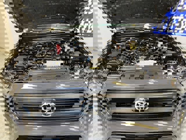 Used 2025 Toyota Tacoma SR5 image 9