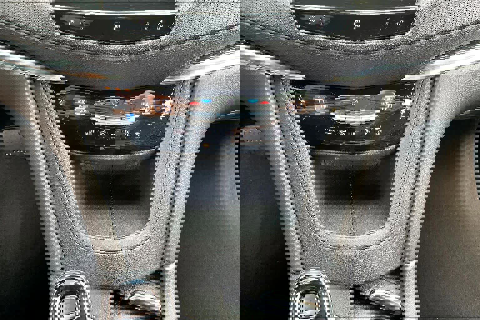 Used 2021 Cadillac XT5 Premium Luxury image 34