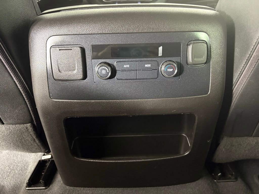 Used 2019 Chevrolet Tahoe LT w/ Off-Road Package AWD/4WD image 47