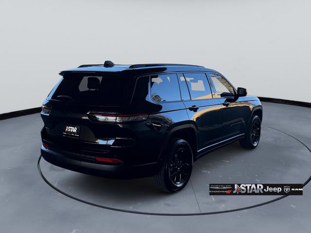 New 2025 Jeep Grand Cherokee L Laredo image 5