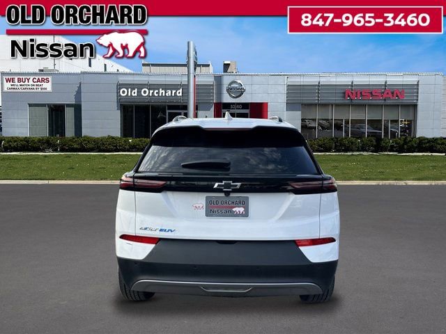 Used 2023 Chevrolet Bolt EUV LT w/ Convenience Package FWD image 5