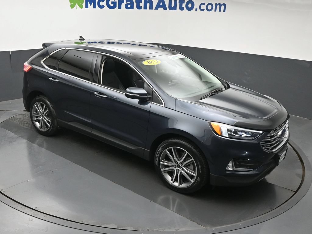 Used 2024 Ford Edge Titanium w/ Equipment Group 301A AWD/4WD image 3