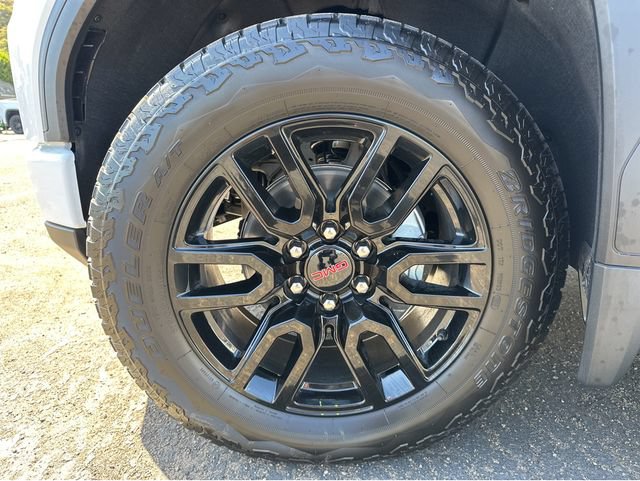 New 2026 GMC Sierra 1500 Elevation w/ Elevation Premium Package AWD/4WD image 4