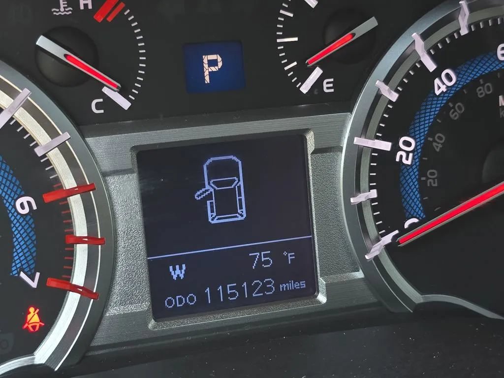 Used 2016 Toyota 4Runner Limited RWD image 24