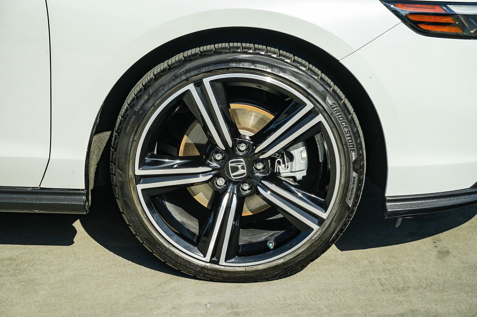 Used 2024 Honda Accord Sport image 10