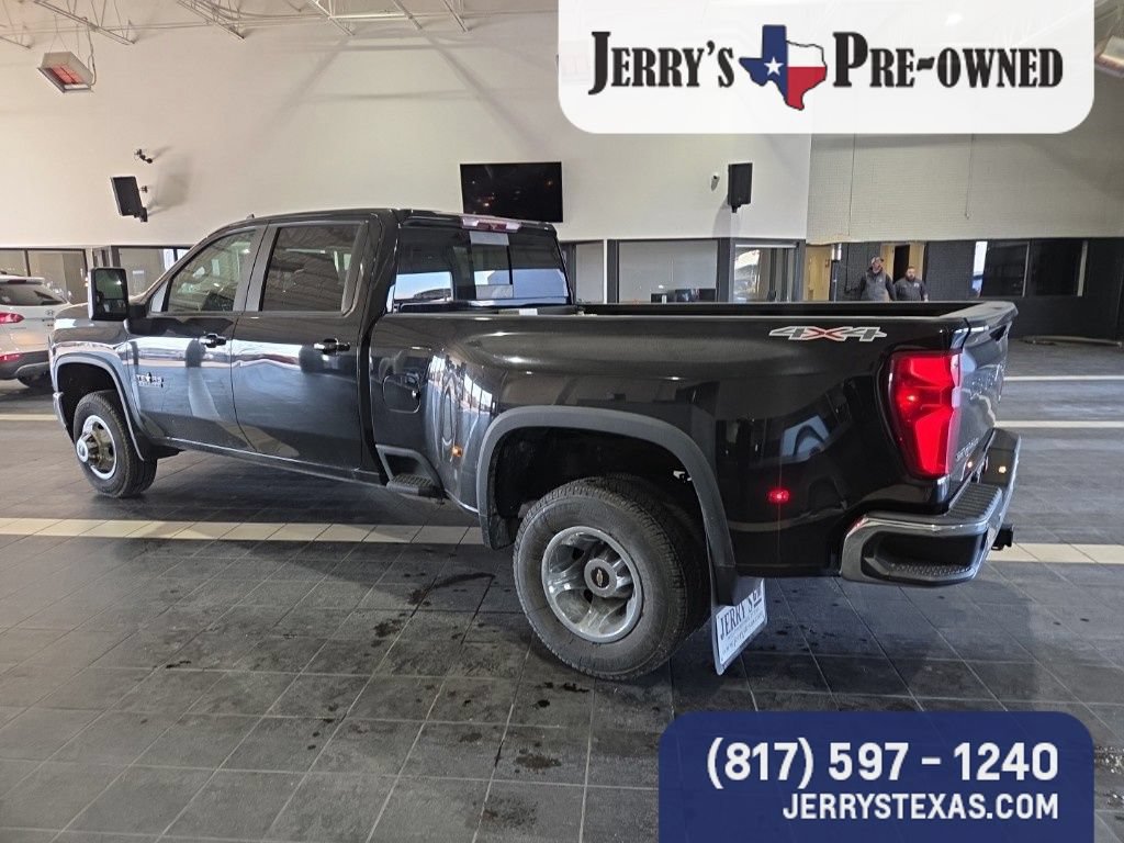 Used 2021 Chevrolet Silverado 3500 LT w/ Texas Edition AWD/4WD image 5