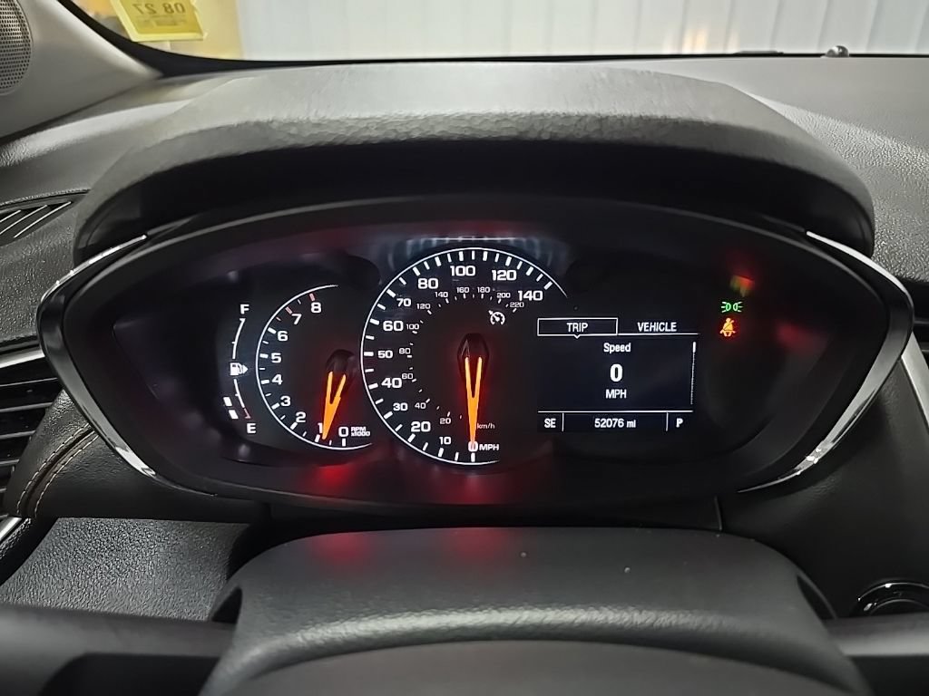 Used 2021 Chevrolet Trax LT w/ LT Convenience Package AWD/4WD image 21