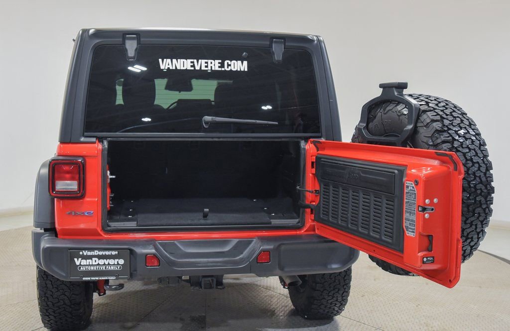 Used 2025 Jeep Wrangler Unlimited Sport S 4xe image 4