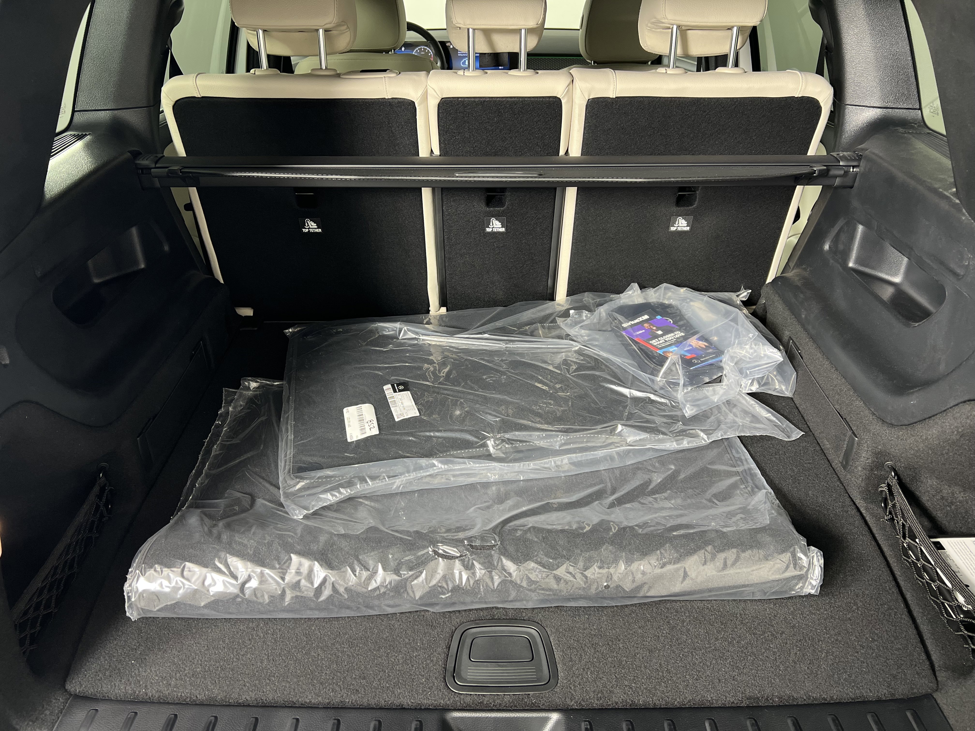 Used 2025 Mercedes-Benz GLB 250 4MATIC image 22