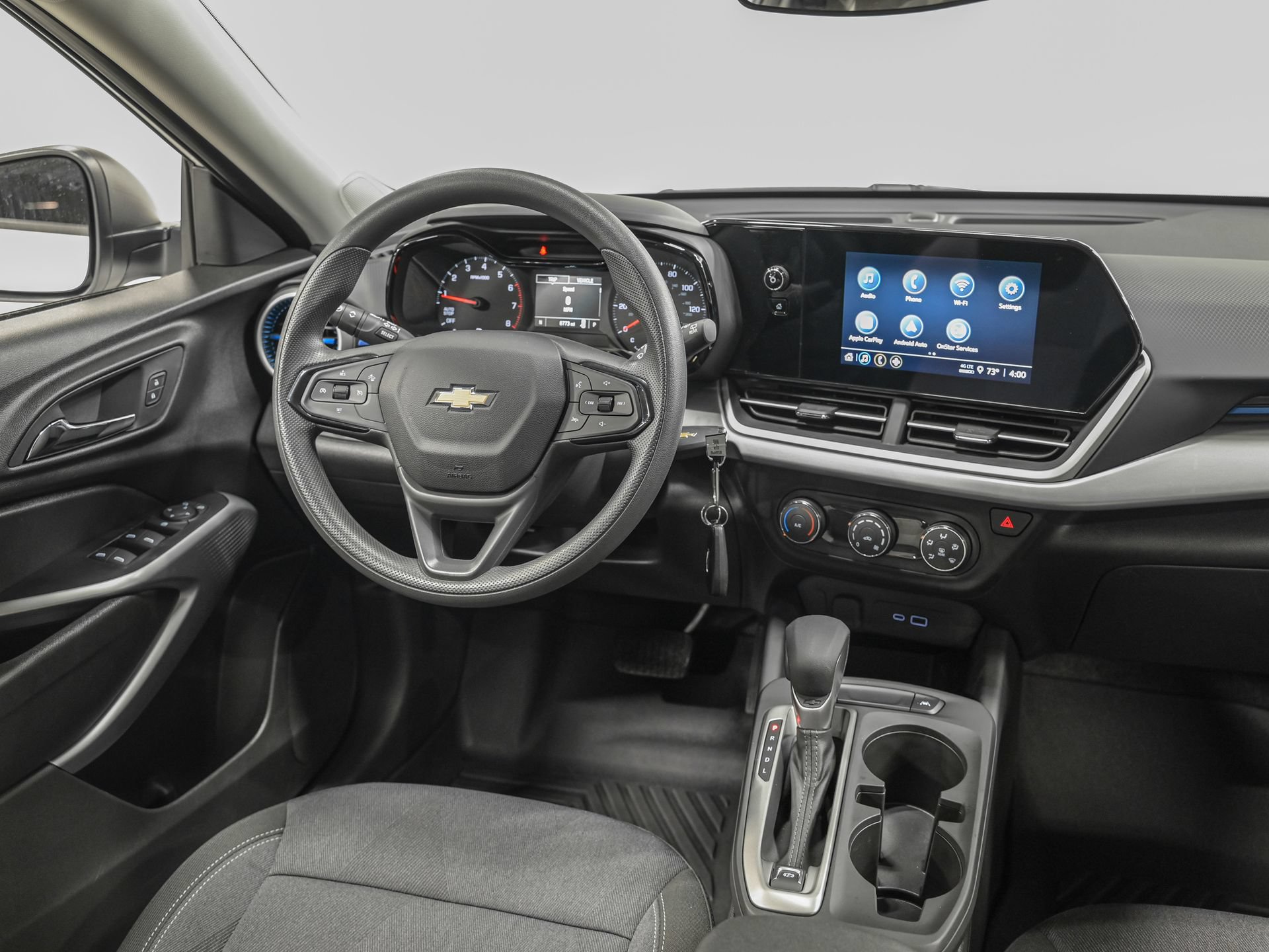 Used 2025 Chevrolet Trax LS FWD image 29