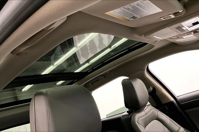 Used 2025 Lincoln Corsair Grand Touring w/ Equipment Group 302A image 20