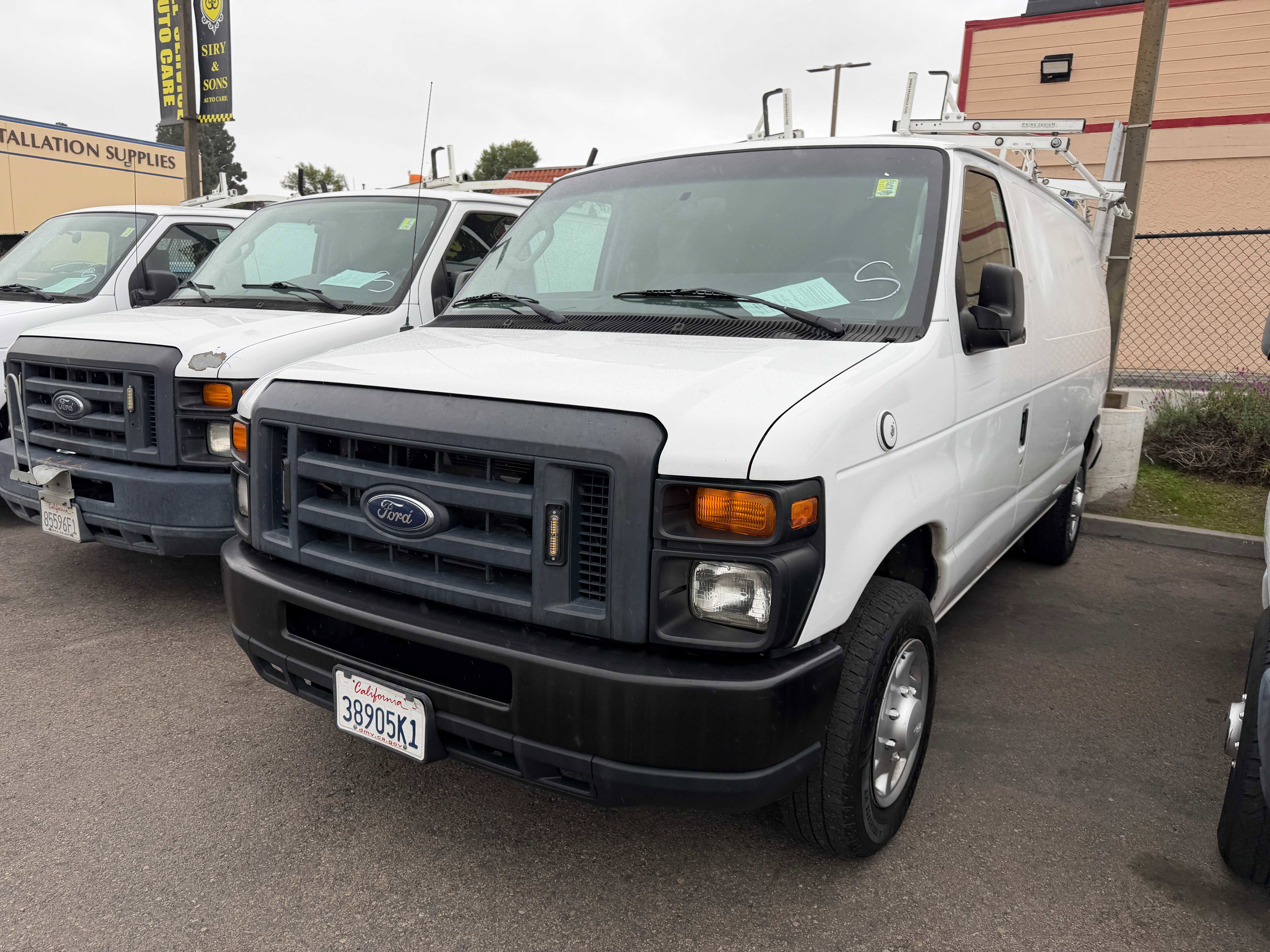 Used 2013 Ford E-150 and Econoline 150 w/ PWR Group RWD image 3