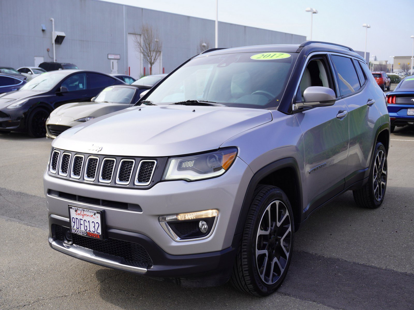 Used 2017 Jeep Compass Limited image 7